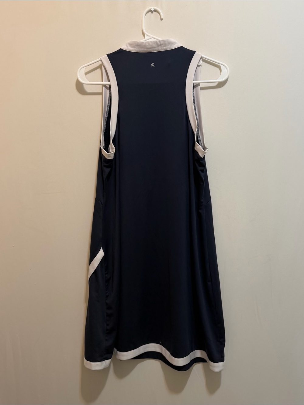 Kyodan Navy and White Sleeveless Golf Polo Golf / Active Dress - Picture 2 of 8